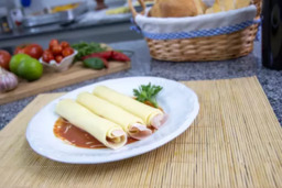 Canelone Presunto e Queijo