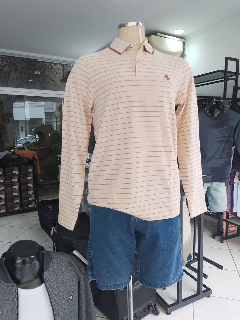 Conjunto Polo Manga Longa e Bermuda Jeans