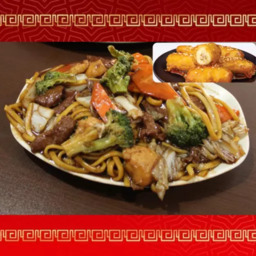 Yakissoba Grande Tradicional + Porção Banana Caramelizada 2 unid.