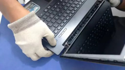 Troca de Tela Quebrada em Notebooks