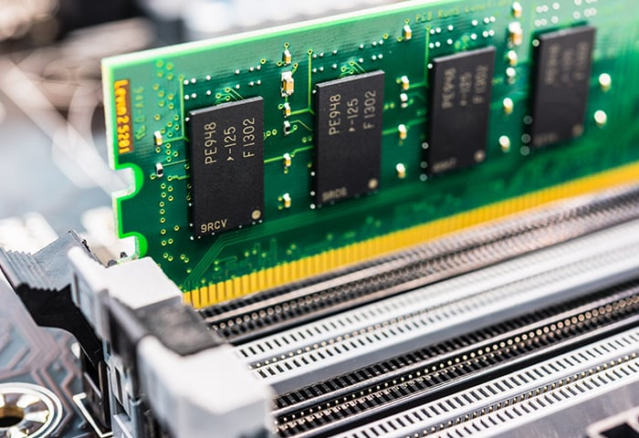 Upgrade de Memória RAM e Armazenamento